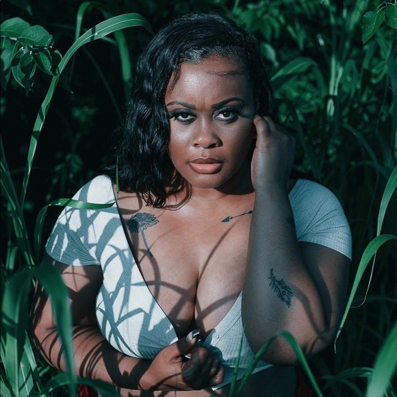 Meet your Posher, AviaThaGreat - Picture 7 of 7